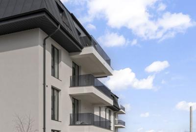 Apartament cu 3 camere decomandat în Odăi