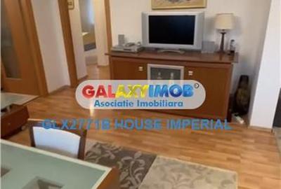 Apartament cu 4 camere semidecomandat în Calea Victoriei