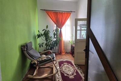 Casa de vanzare cu gradina si curte in Orasul din Inima Sarii Targu Ocna - 9