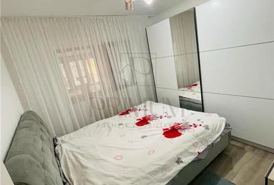 LIPOVEI - PARTER INALT - 3 camere - 2 bai - balcon - centrala proprie - clima - - 3