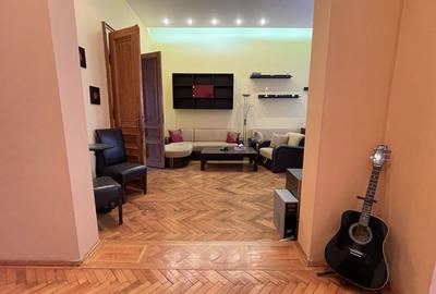 Apartament  spatios de vanzare intr-o cladire istorica - 9