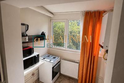 P4903 Apartament 3 camere DECOMANDAT, CENTRALA PROPRIE, ETAJ 2 - 5