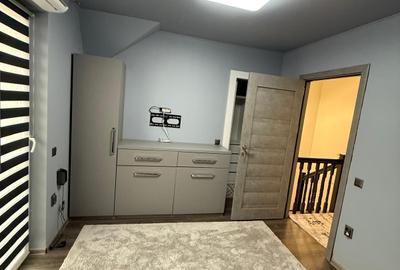 INTRARE IPOTESTI -  Casa tip duplex P+M - 9