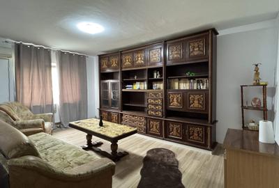 3 cam, decomandat, 2 bai, etaj 3, mobilat+utilat, Cuza Voda - 1