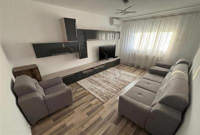 Apartament cu 3 camere decomandat, mobilat în Girocului