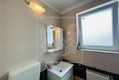 Apartament de vanzare in Sibiu - 2 camere, balcon - etaj 2/4 - 9