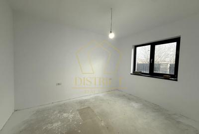 Duplex despartit prin camera tehnica cu 4 camere | Giroc - 8