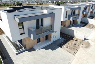 Vila moderna, 140mpu, 400mpt, panouri, utilitati! Comision 0% - 2