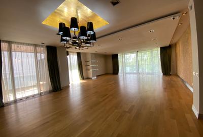 Amazing 3 bedroom apartment with lake view in residential compound - 2
