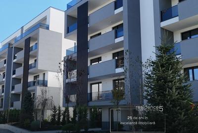 Penthouse cu 4 camere decomandat în Iancu Nicolae