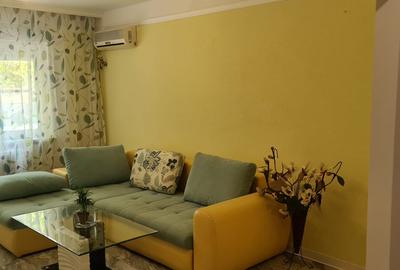 Apartament 3 camere -Medicina-str. Bucuresti