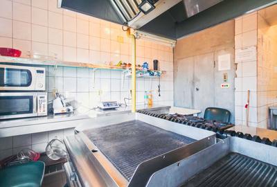 De vânzare – Proprietate comercială tip Restaurant & Salon Evenimente - 28