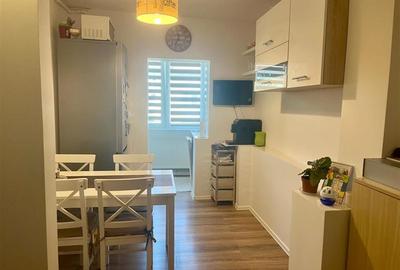 Mobilat si utilat modern in bloc anvelopat - 1