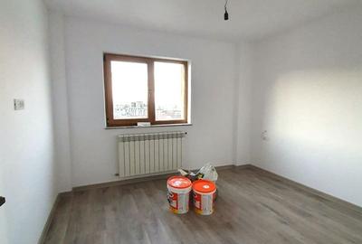 Apartament decomandat cu 3 camere, 66 mp., Calea București - 8