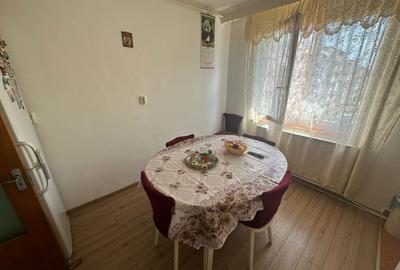 Apartament 3 camere, 77mp, zona Sebes - 4