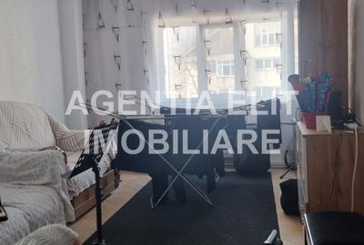 Apartament 4 camere, zona Piata Mare - 4
