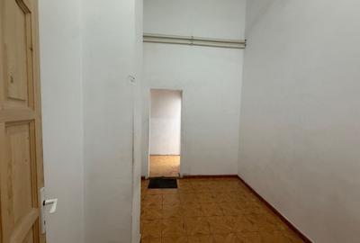 Spațiu industrial de închiriat – 1.690 mp, acces TIR- zona Fratelia - 24