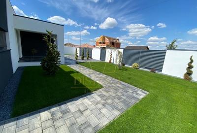 Casa individuala pe parter cu 5 camere | Dumbravita - 2