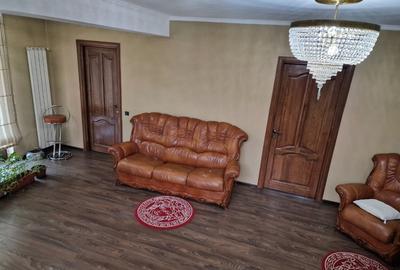 Vila in Colentina, S+P+2E, 7 camere, 5 bai, mobilata si utilata - 35