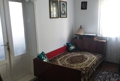 Vand casa cu4 cam. in zona  Mureseni - 9