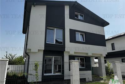 Casă individuală cu 4 camere în Mogoșoaia