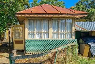 Teren intravilan 2100mp + casa + anexe 29.000 euro - 2