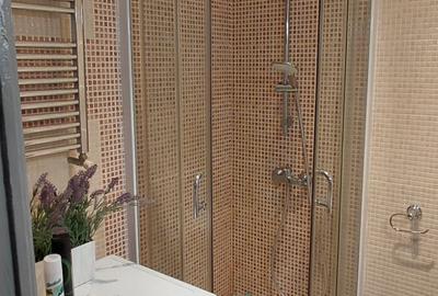 Garsoniera Piata Universitatii strada Edgar Quinet 3 - 12