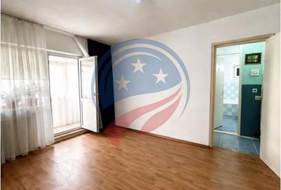 APARTAMENT SEMIDECOMANDAT - ETAJUL 1 - 1