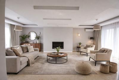 Casă cu 5 camere în Pipera