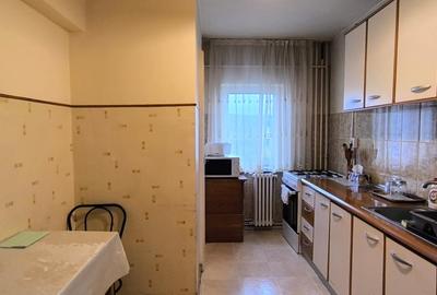 Ap 3 cam decom, mobilat clasic, et. 7/10, zona Piata Flora Manastur - 2