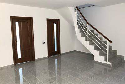 Parc Carol Imobil P+2,7 Camere An 2007 - 2