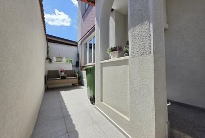 Piata Muncii, vila singur curte, 8 camere, 227 mp utili - 6
