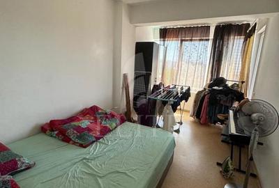 Apartament 3 camere în zona strazii Traian