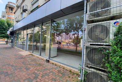 Spațiu comercial, de 121.36 mp, în Calea Călărașilor