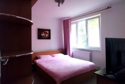 Apartament 2 camere | Zona Medicină-Tipografilor | Baie renovată | Balcon închis - 1