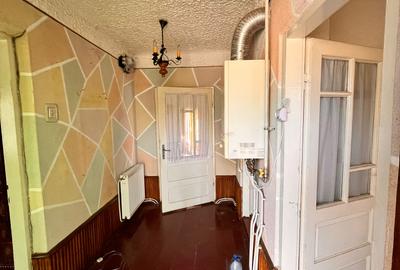 Casa de vânzare în INIMA Târgului Neamț,teren 416mp - 15