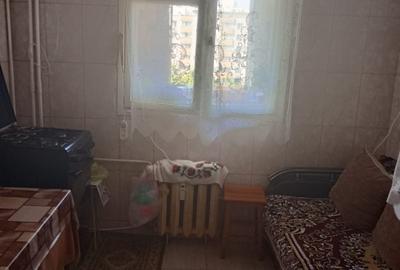 7 Minute Metrou Piata Sudului Apartament 3 Camere - 2
