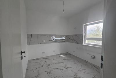 Apartament 3 camere dispus pe 2 niveluri - 6