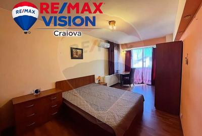 Apartament cu 4 camere de închiriat în zona 1 Mai - 3
