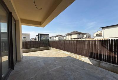 Casă individuală cu 5 camere în Tunari