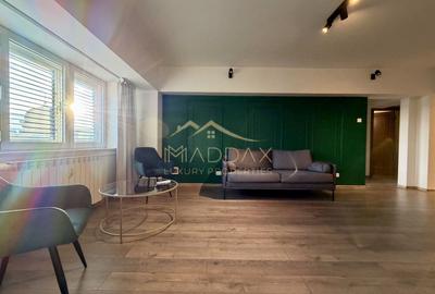 Apartament cu 4 camere semidecomandat, mobilat în P-ța Unirii