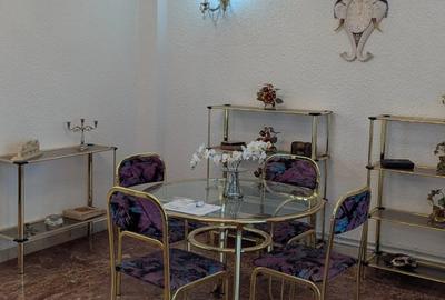 4 CAMERE , LOC DE PARCARE, CENTRALA PROPRIE!  5 min de metrou  PIAȚA VICTORIEI - 25