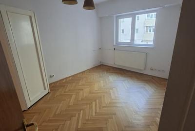 Apartament de inchiriat 3 camere Ultracentral Metrou Universitate L349 - 3