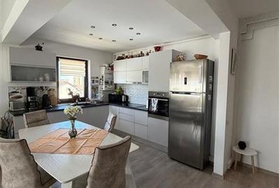 Apartament 4 camere 104 mp, Zona Tractorul, Brasov - 23