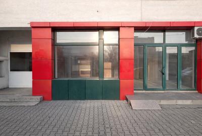 Spațiu comercial, de 73 mp, în Central