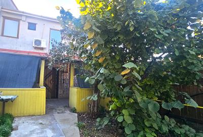 Casa 6 camere P+1E su.132mp.su.teren 237mp.vis a vis de Sc.Inot Razvan Florea - 4
