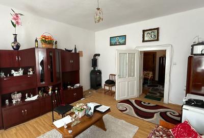 Doua case de vanzare 75 M² + curte 720 M² Piata Kalvin - 7