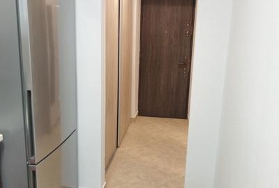 Str. Turda aproape de parc Regina Maria, tramvaiul rapid 41,metrou Crangasi - 7