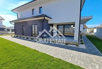 Casa individuala de lux, cu garaj, Selimbar, Sibiu - 13