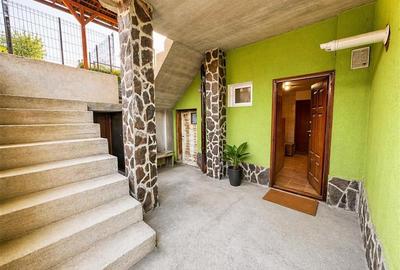 Casa potential:activitati comerciale, birouri, locuire multifamiliala,677 mp ter - 12